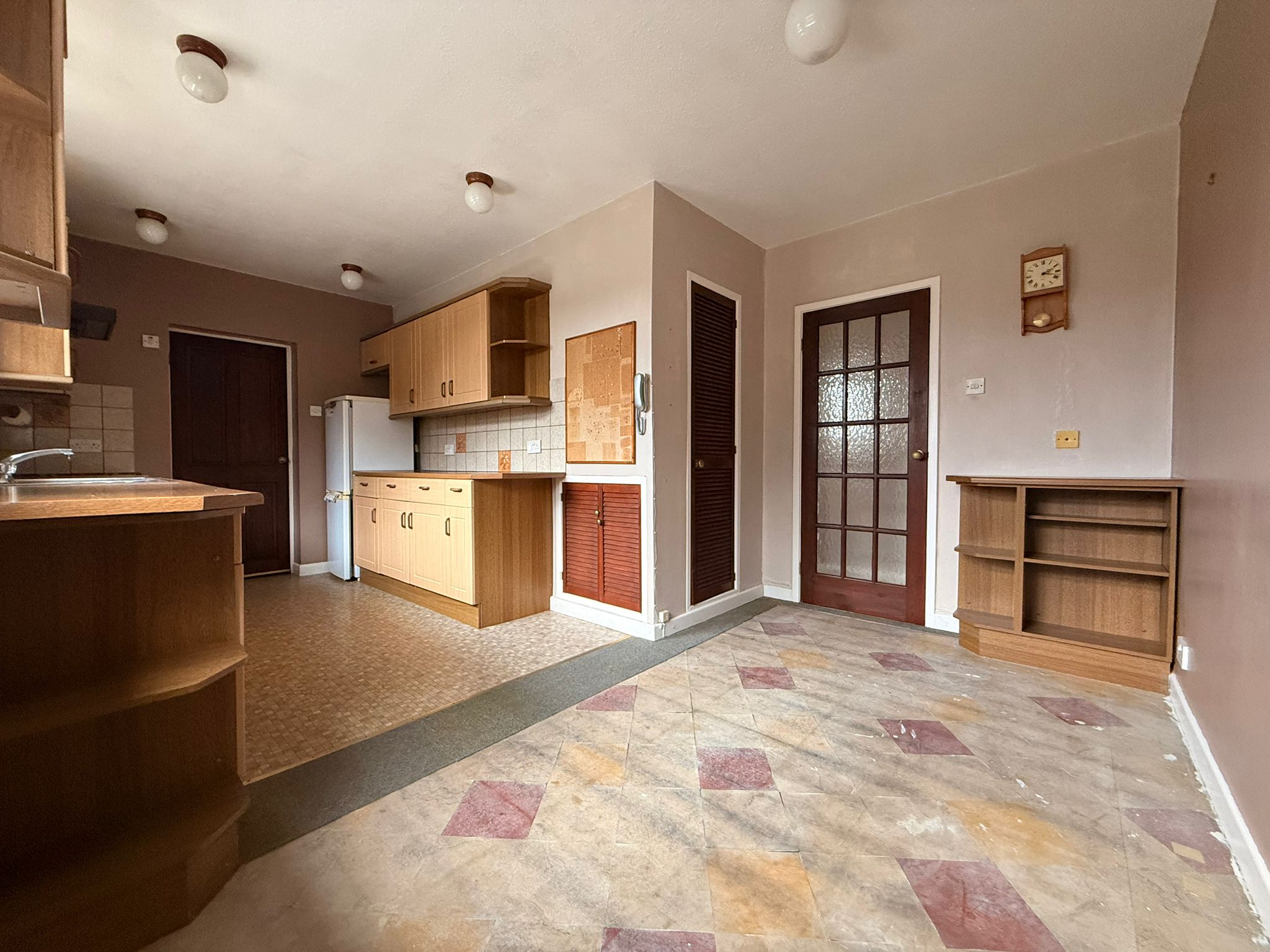 Yew Tree Road, Plumley